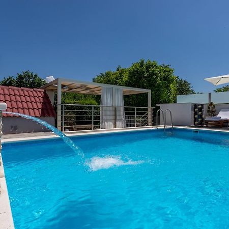 Holiday House Mala Sinj Zewnętrze zdjęcie
