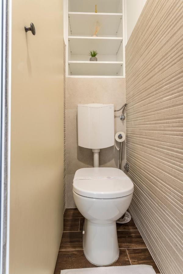 Holiday House Mala Sinj Zewnętrze zdjęcie